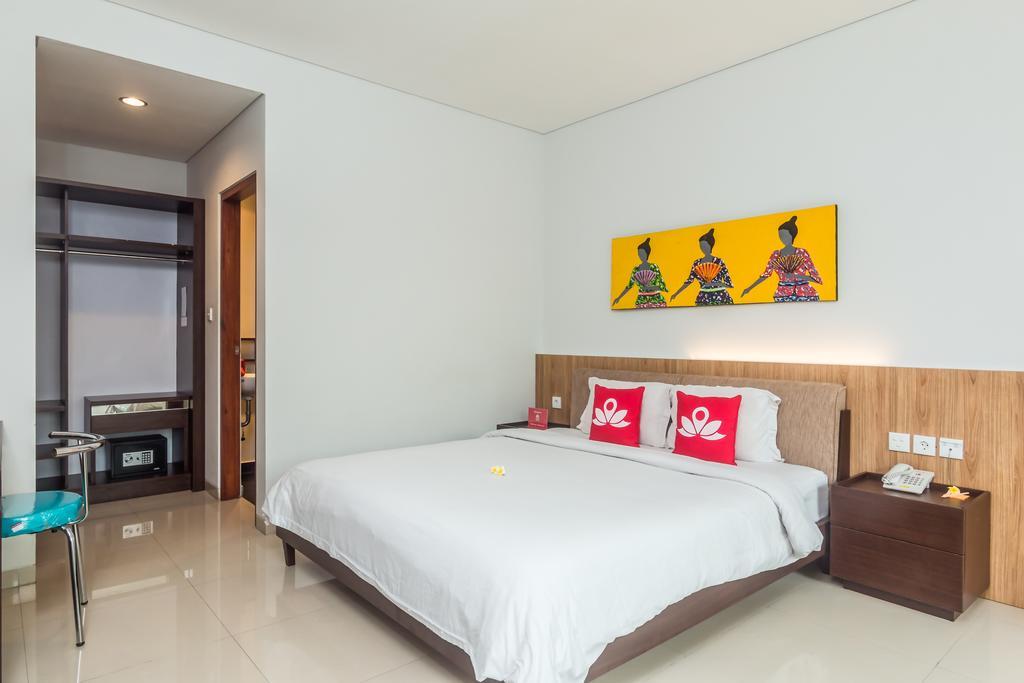 Zen Rooms Seminyak Mertanadi Exterior foto